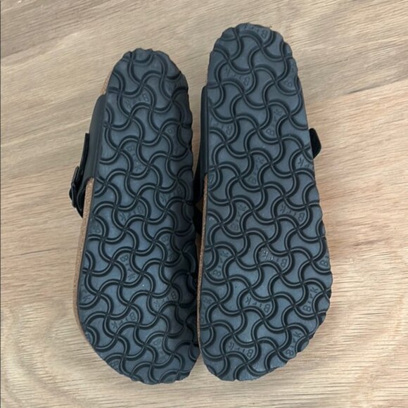 Birkenstock Gizeh Sandals Black - Picture 2 of 3